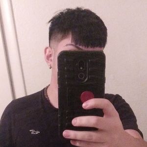 Meet your Posher, Efren